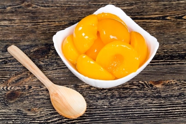 Wielka Puszka Brzoskwinie Połówki W Syropie Kier 4100G/2400G